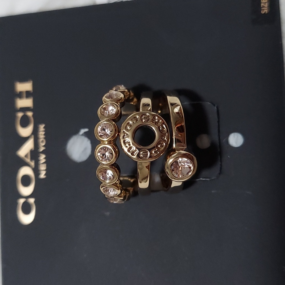 COACH women's ring set